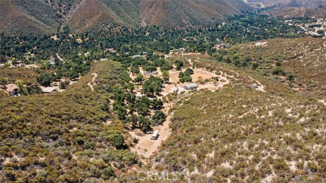 39813 Calle Carona, Green Valley CA: https://media.crmls.org/medias/c5c22d28-1d3c-47d4-9a2c-e960f57b5668.jpg