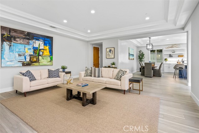 Detail Gallery Image 21 of 74 For 508 Westminster Ave, Newport Beach,  CA 92663 - 5 Beds | 5/1 Baths