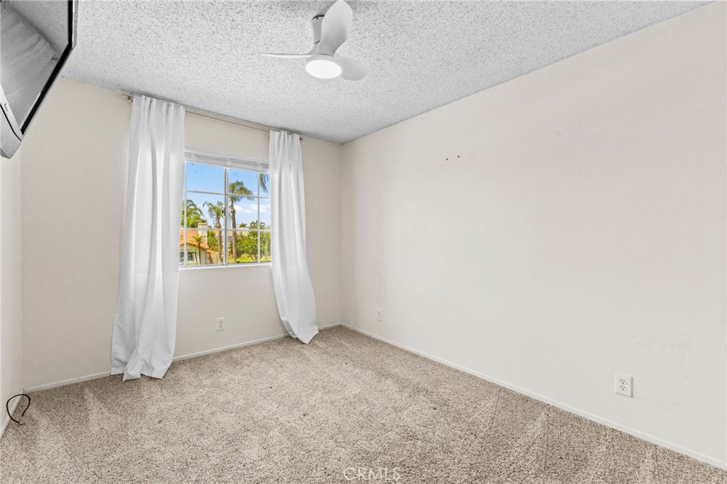 MLS #IG25184227 image #36