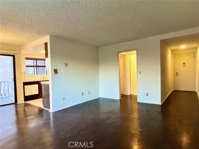 Detail Gallery Image 2 of 13 For 1322 W 9th St #107,  San Pedro,  CA 90732 - 1 Beds | 1 Baths