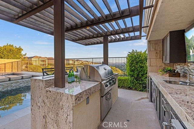 Detail Gallery Image 10 of 75 For 12031 Ricasoli Way, Porter Ranch,  CA 91326 - 5 Beds | 6 Baths