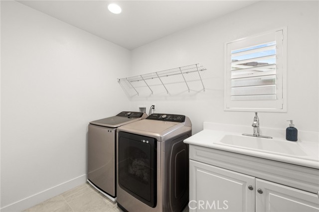 Detail Gallery Image 25 of 37 For 7056 Stratus, Corona,  CA 92880 - 4 Beds | 3 Baths