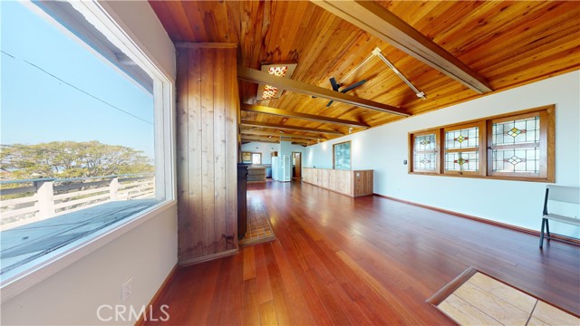 Detail Gallery Image 13 of 23 For 31955 10th Ave, Laguna Beach,  CA 92651 - 3 Beds | 2 Baths