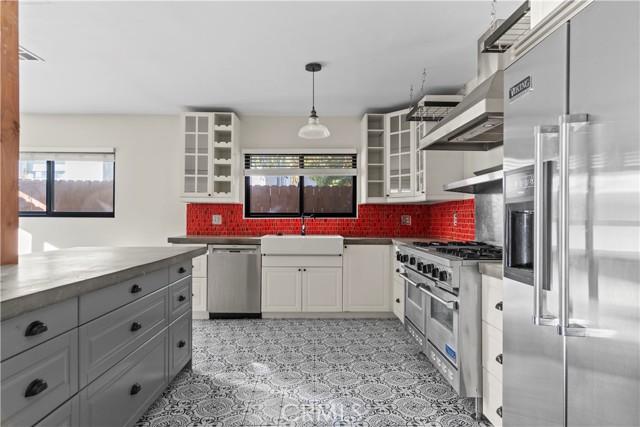 4536 Maycrest Street, Los Angeles CA: https://media.crmls.org/medias/c5c64ee6-35db-4f9b-af5f-11bedcd063c7.jpg