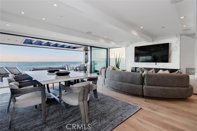 Detail Gallery Image 9 of 35 For 1208 the Strand #C,  Manhattan Beach,  CA 90266 - 3 Beds | 3 Baths