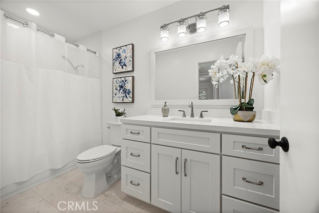 2341 E Monroe Avenue, Orange CA: https://media.crmls.org/medias/c5c7f216-a56a-48bf-9178-e17bf71abaa3.jpg