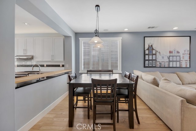 1250 W Avenue H7, Lancaster CA: https://media.crmls.org/medias/c5c8d489-380e-4207-beaf-efba3f273baf.jpg