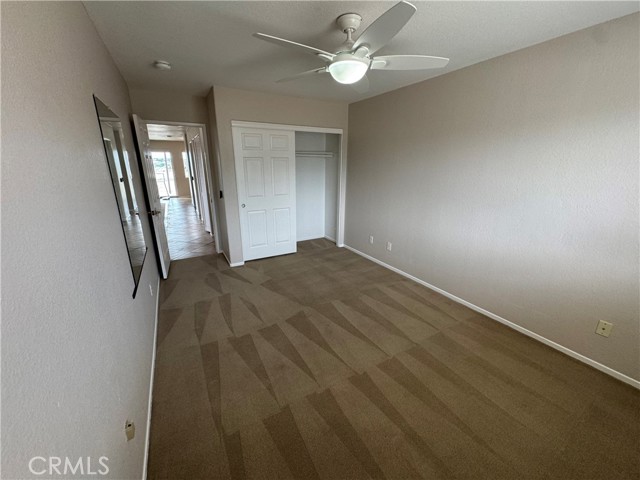 19004 Ivanpah Way, Apple Valley CA: https://media.crmls.org/medias/c5c95f65-75fb-4855-9a93-0064ca573653.jpg