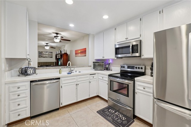 Detail Gallery Image 22 of 47 For 944 Lupine Hills, Vista,  CA 92081 - 2 Beds | 1 Baths