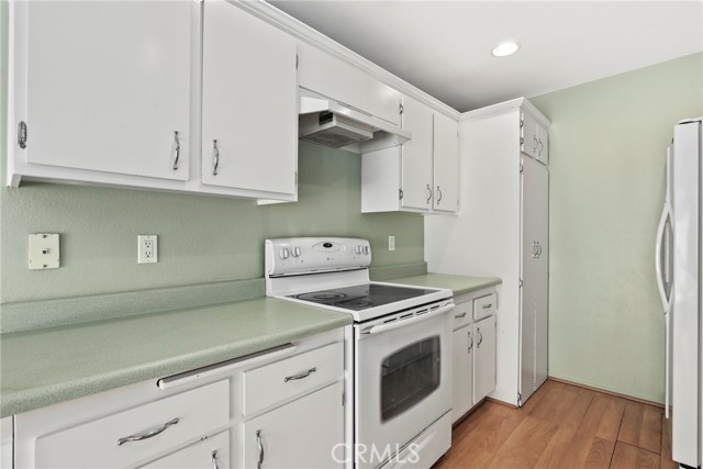 Detail Gallery Image 13 of 43 For 1184 Landsburn Cir, Westlake Village,  CA 91361 - 2 Beds | 1 Baths