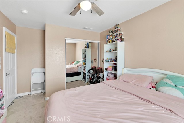 8846 Tamarisk Avenue, Hesperia CA: https://media.crmls.org/medias/c5cb0660-211e-4a18-a1dc-6c5f2dc96b99.jpg