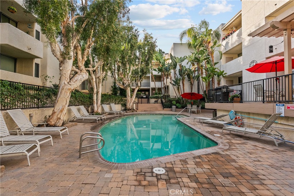 MLS #SR25271335 image #11