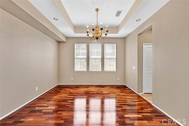 23261 Castle Rock, Mission Viejo CA: https://media.crmls.org/medias/c5cbdf8e-c458-477f-80ec-28720ca86742.jpg