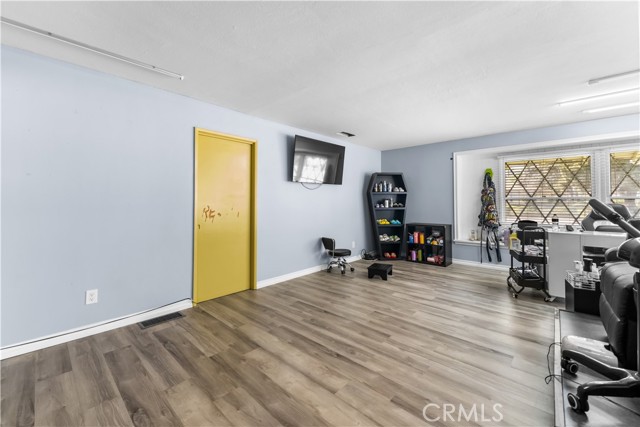 Detail Gallery Image 31 of 33 For 5818 Sycamore, Rialto,  CA 92377 - 3 Beds | 2/1 Baths