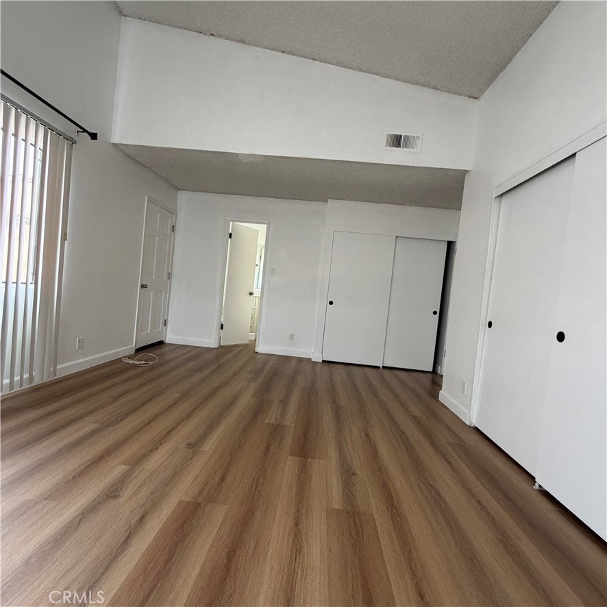 MLS #OC25257906 image #6