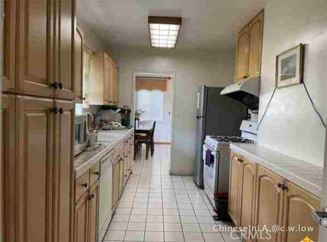 Detail Gallery Image 2 of 5 For 2117 S Curtis Ave, Alhambra,  CA 91803 - – Beds | – Baths