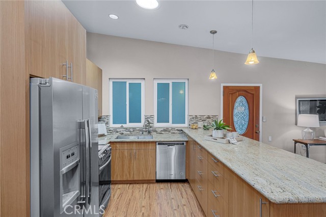 Detail Gallery Image 14 of 49 For 1941 St. John Rd #34-L,  Seal Beach,  CA 90740 - 2 Beds | 2 Baths