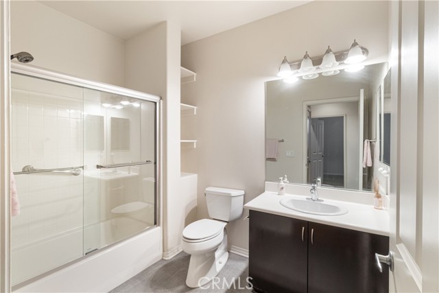 Detail Gallery Image 12 of 26 For 755 Francesca Dr #201,  Walnut,  CA 91789 - 2 Beds | 2 Baths