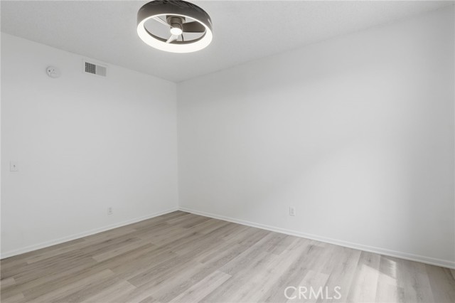 5400 Lindley Avenue, 121 photo 27