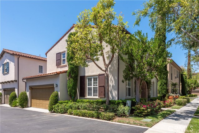 23 Bower Tree, Irvine CA: https://media.crmls.org/medias/c5d03028-951c-42ba-a3c3-362b748b7df7.jpg