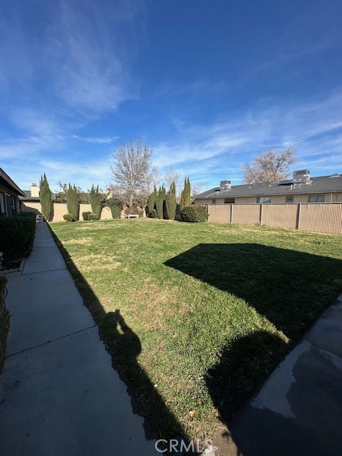 Detail Gallery Image 4 of 12 For 14952 Ritter, Victorville,  CA 92394 - – Beds | – Baths