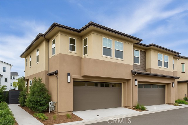 181 Moonflower Road, Rancho Mission Viejo CA: https://media.crmls.org/medias/c5d1af37-32ac-4962-b674-982b53ddb509.jpg