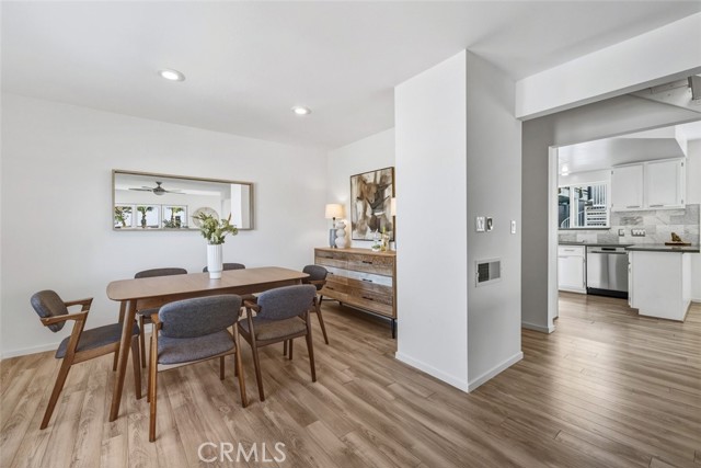 Detail Gallery Image 14 of 44 For 3124 Ocean Dr, Oxnard,  CA 93035 - 3 Beds | 2/1 Baths