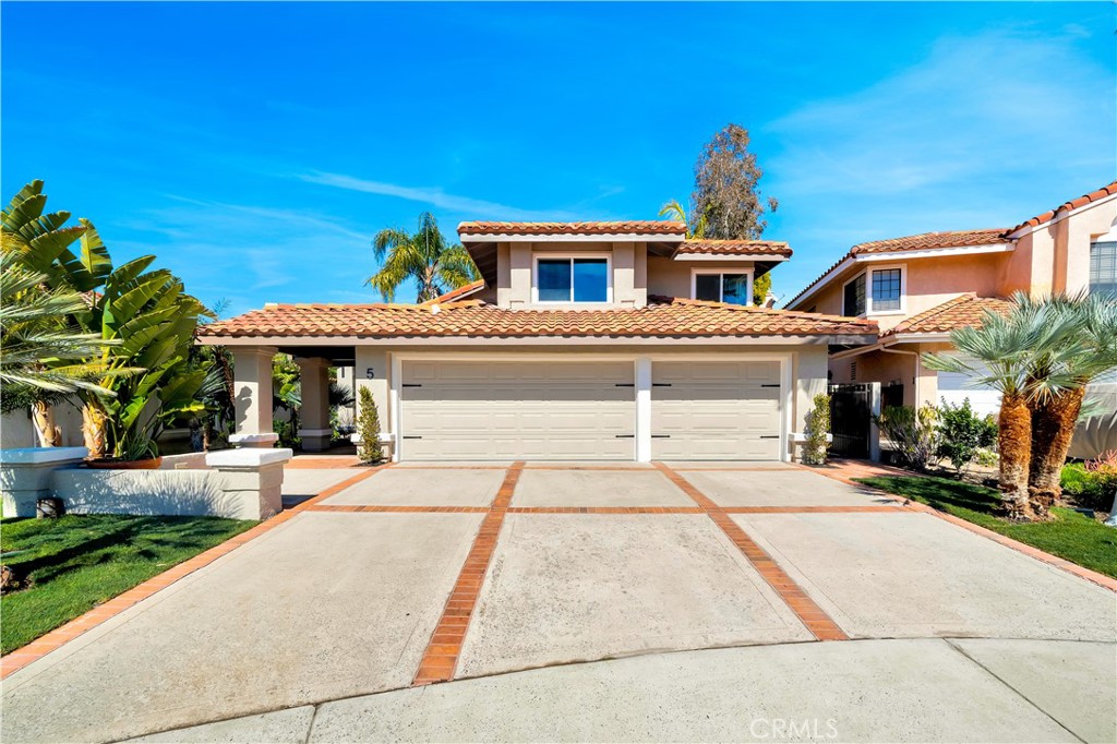5 Sarracenia, Rancho Santa Margarita, CA 92688
