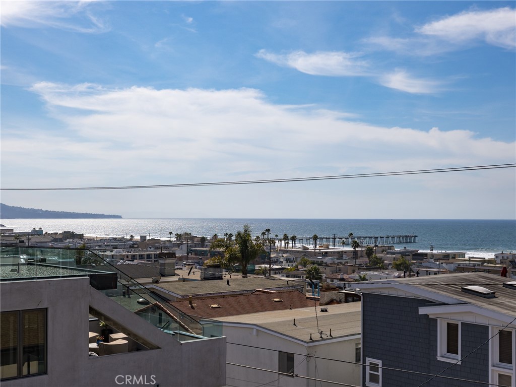 https://media.crmls.org/medias/c5d32280-d2e8-49c3-b406-9261b978066a.jpg?preset=X-Large