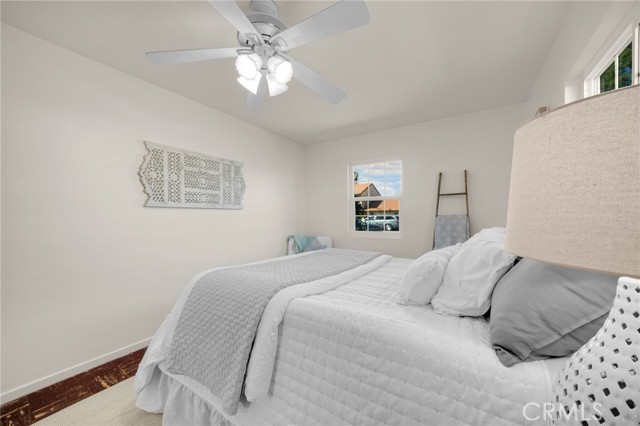 Image 17 of 34 For 10542 Rose Street