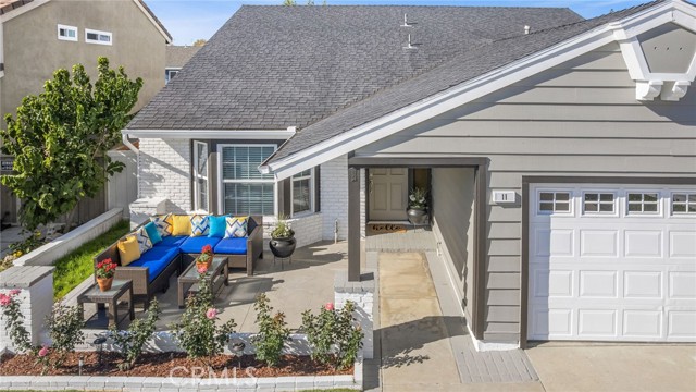 Detail Gallery Image 3 of 45 For 11 De Forest, Irvine,  CA 92620 - 4 Beds | 2 Baths