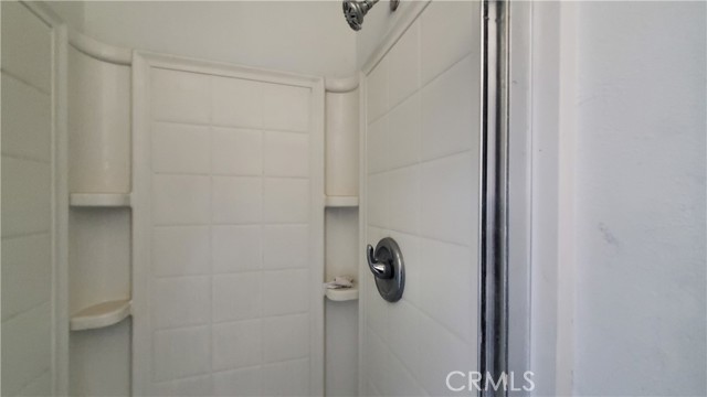 32676 Foothill Road, Lucerne Valley CA: https://media.crmls.org/medias/c5d41669-39cc-4cb5-b8fa-784f76b0da43.jpg