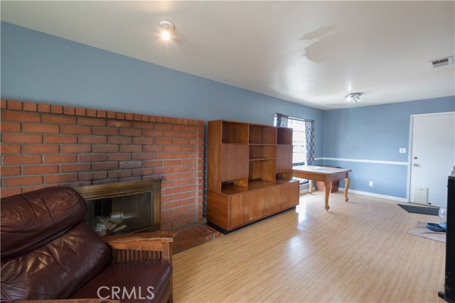 Detail Gallery Image 4 of 17 For 538 Milky Way, –,  CA 93436 - 3 Beds | 2 Baths