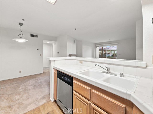 5728 Oak Bend Ln Unit 202, Oak Park, CA 91377 photo 11