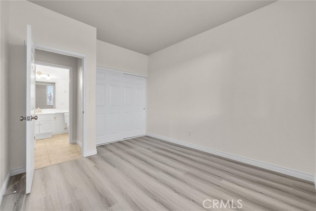 Detail Gallery Image 4 of 39 For 9058 Chimney Rock Ave, Hesperia,  CA 92344 - 4 Beds | 3 Baths