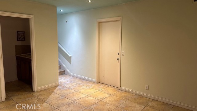 Detail Gallery Image 27 of 42 For 548 E Collins Ave, Orange,  CA 92867 - 3 Beds | 2/1 Baths