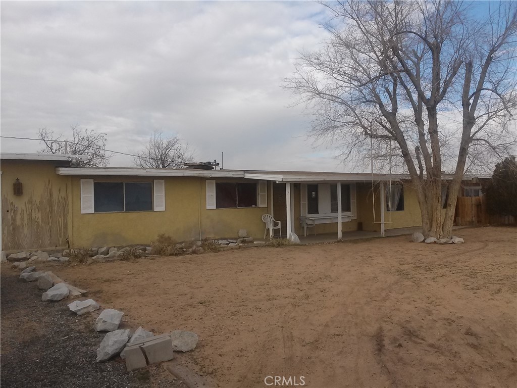 21281 Park Avenue, Hinkley, CA 92347