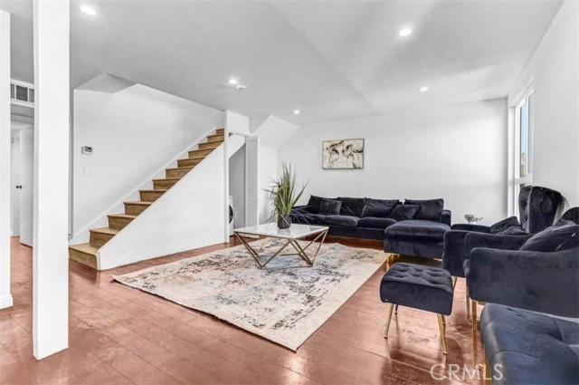 Front Image Thumbnail for CRSR26051971