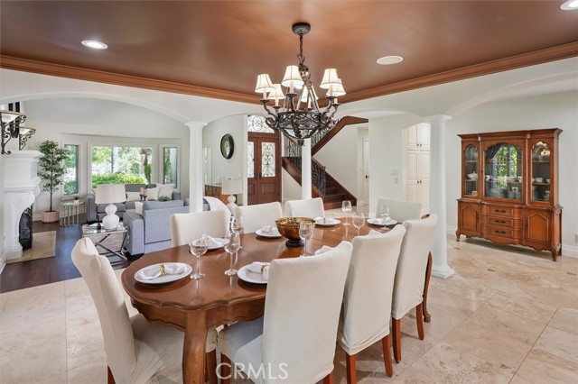 Detail Gallery Image 17 of 75 For 25132 Barnhill Rd, Saugus,  CA 91350 - 6 Beds | 6 Baths