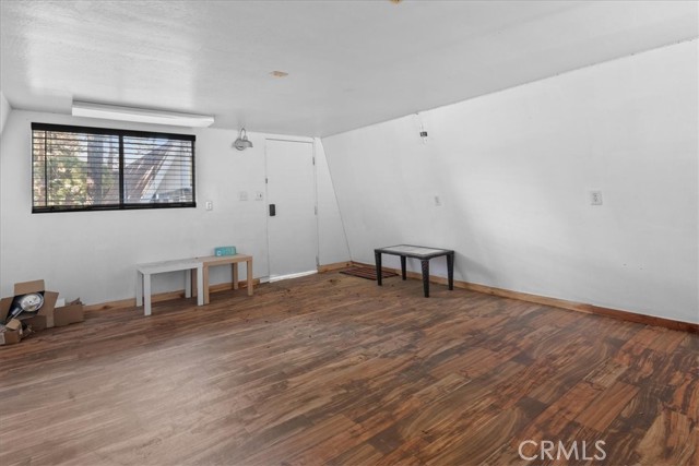 836 E Mountain View Boulevard, Big Bear City CA: https://media.crmls.org/medias/c5d6a91a-8bb0-45e1-8d9d-c2ca8098c93b.jpg