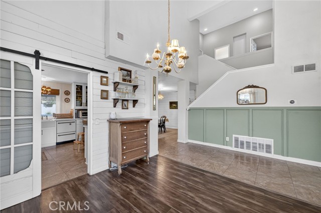 Detail Gallery Image 11 of 55 For 29737 Calle Palmas, Temecula,  CA 92591 - 4 Beds | 3 Baths