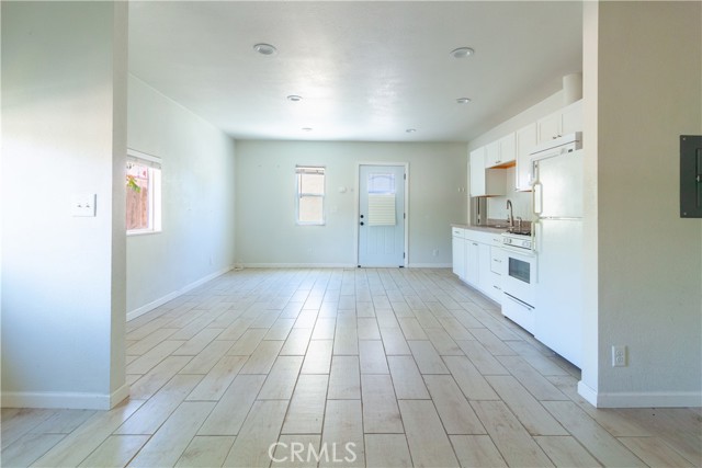 44655 Fig Avenue, Lancaster CA: https://media.crmls.org/medias/c5d7d438-8f70-4ca3-8048-3fc19d3bedfb.jpg