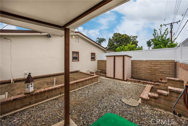 2705 E Orange Grove, Orange CA: https://media.crmls.org/medias/c5d82940-b74e-43ca-8348-ee554c351d36.jpg