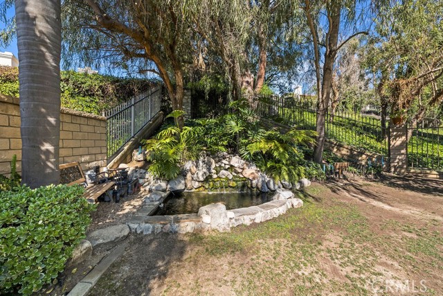 Detail Gallery Image 37 of 50 For 24711 Monte Royale, Laguna Hills,  CA 92653 - 4 Beds | 2/1 Baths