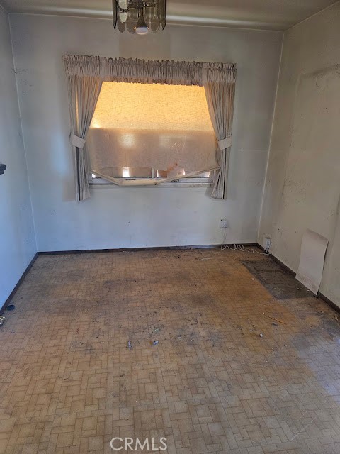 2927 Duffy, San Bernardino CA: https://media.crmls.org/medias/c5d8d873-eb2f-43cd-b0a0-63cb0f6d57a1.jpg