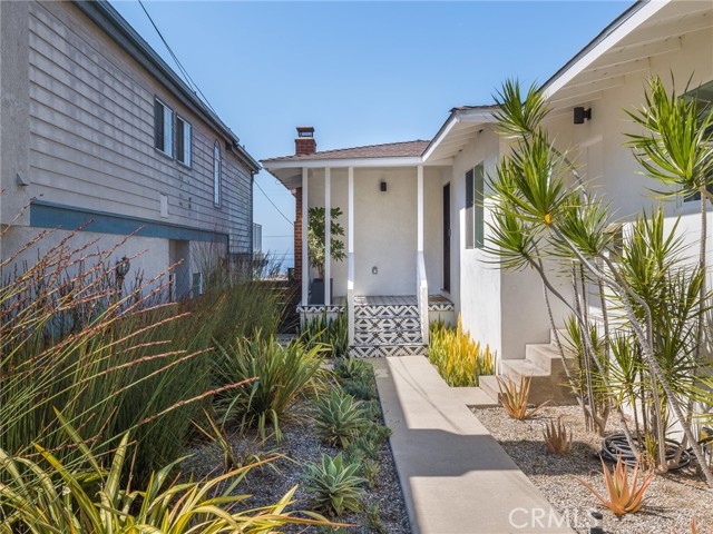 1865 Hillcrest Drive, Hermosa Beach, California 90254, 2 Bedrooms Bedrooms, ,1 BathroomBathrooms,Residential,Sold,Hillcrest Drive,SB22224763