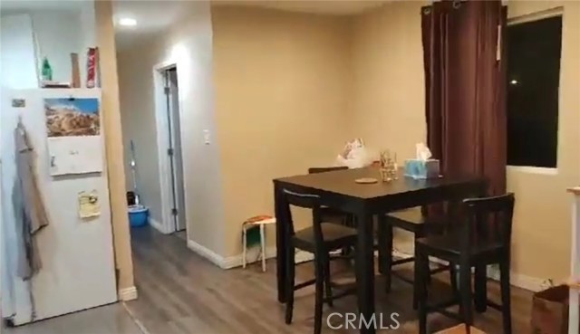 Detail Gallery Image 5 of 17 For 1299 W 37th Dr #3,  Los Angeles,  CA 90007 - 4 Beds | 2 Baths