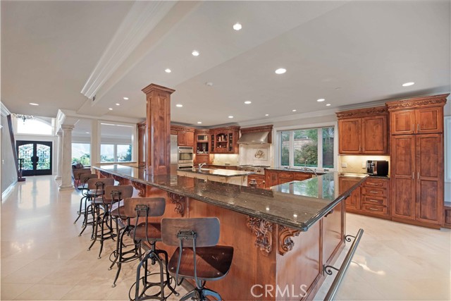 6805 Aviano Drive, Camarillo CA: https://media.crmls.org/medias/c5d98c71-cecd-48eb-bcce-fb6b192acc4d.jpg