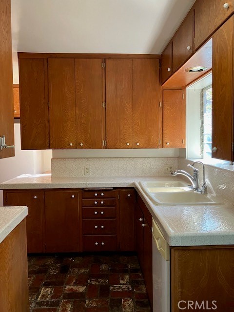 Detail Gallery Image 16 of 54 For 9656 Green Verdugo Dr, Shadow Hills,  CA 91040 - 3 Beds | 3 Baths