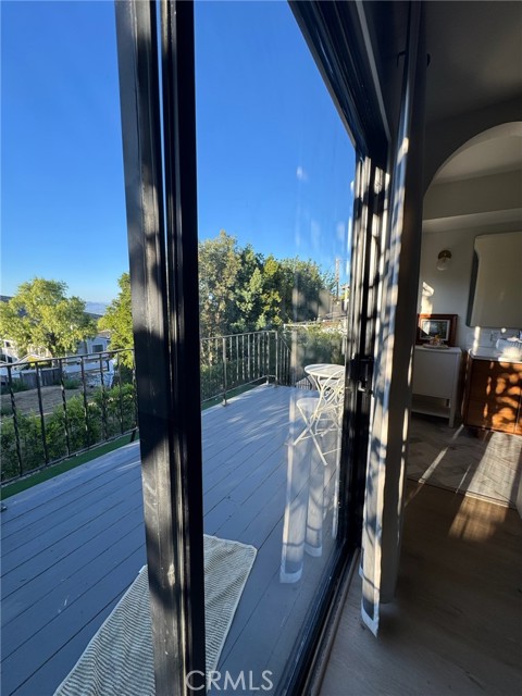 23715 Valley View Road, Calabasas CA: https://media.crmls.org/medias/c5da04c5-7168-4b46-8e5e-369bd467a283.jpg